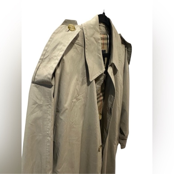 Burberry Classic Beige Trench Coat size 40 runs big XL - Picture 9 of 16